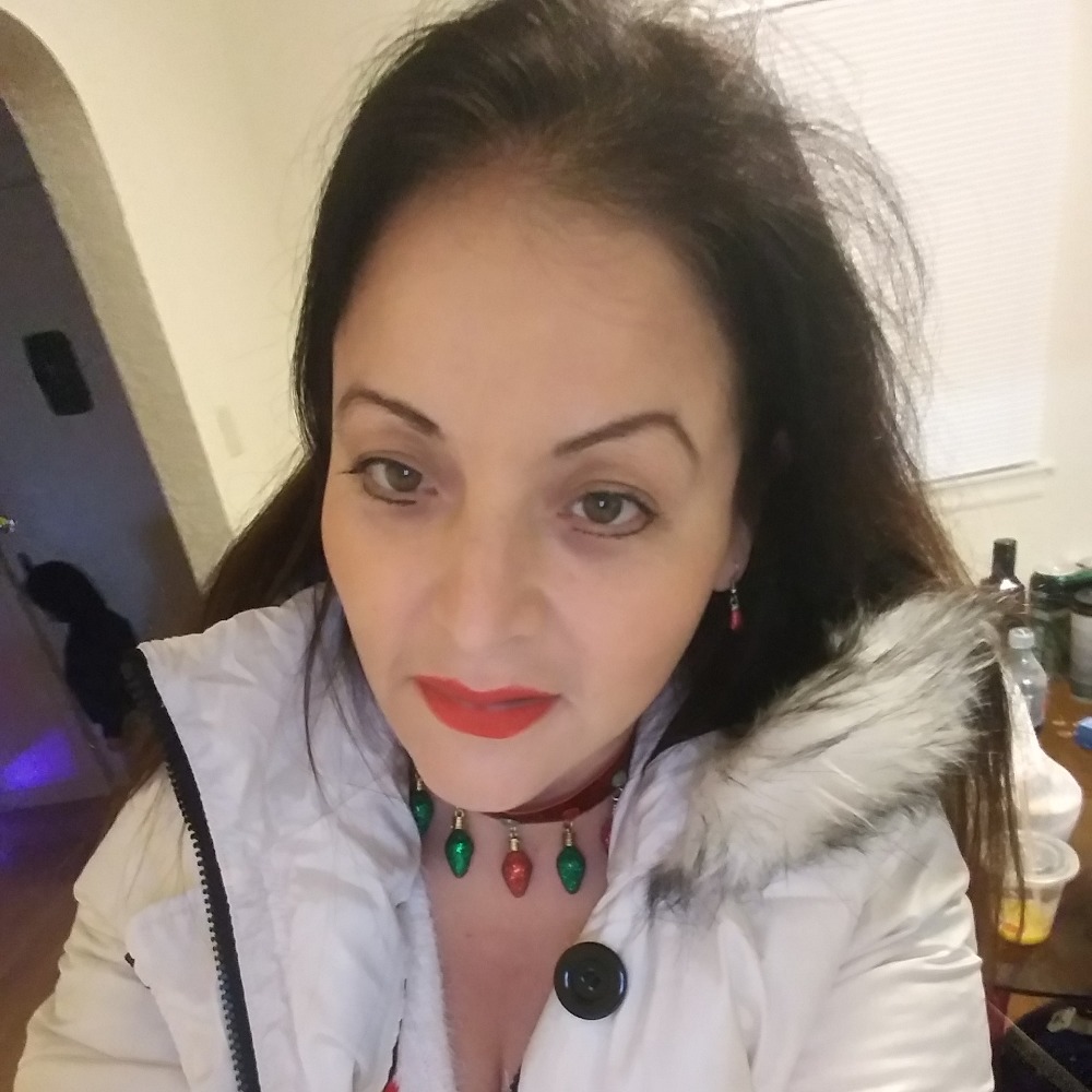 Meet your Posher, Leticia